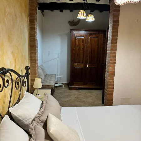 La Piazzetta Del Borgo - Bianchini * تودي