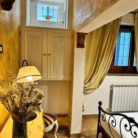 La Piazzetta Del Borgo - Bianchini *