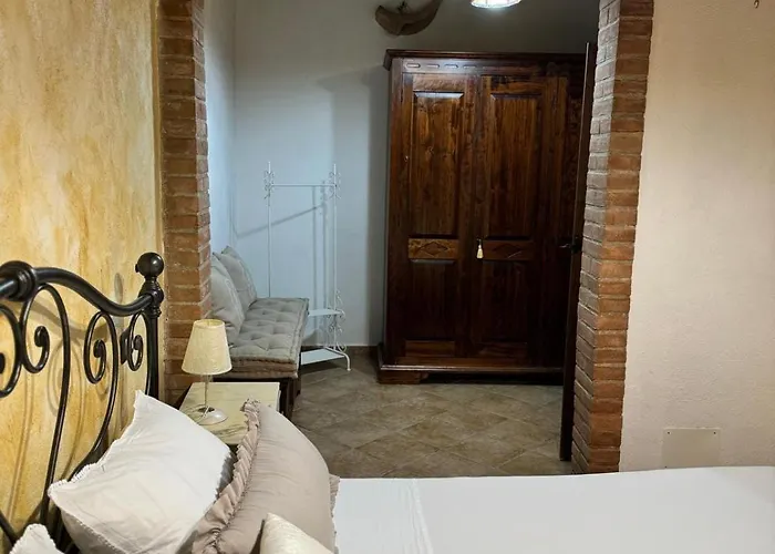 La Piazzetta Del Borgo - Bianchini * Todi