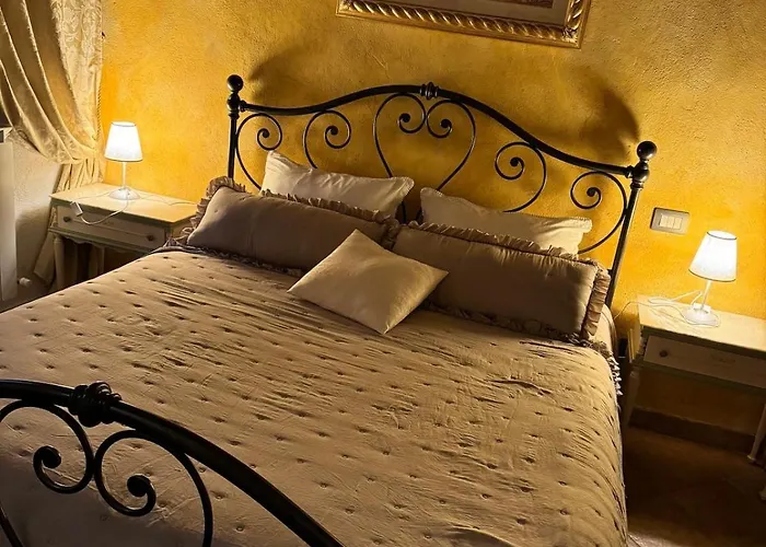 La Piazzetta Del Borgo - Bianchini * Todi